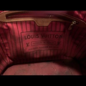 LV Neverfull $1000!!!! MM Great price